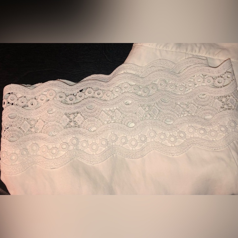 Sandro Paris White Embroidered Shorts,Size-(FR)-36/(US)-4-5.5 or Small,GUC - Picture 9 of 13